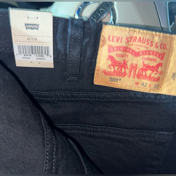 Levis 501 Originals Mens 42X32 - Picture 3 of 7